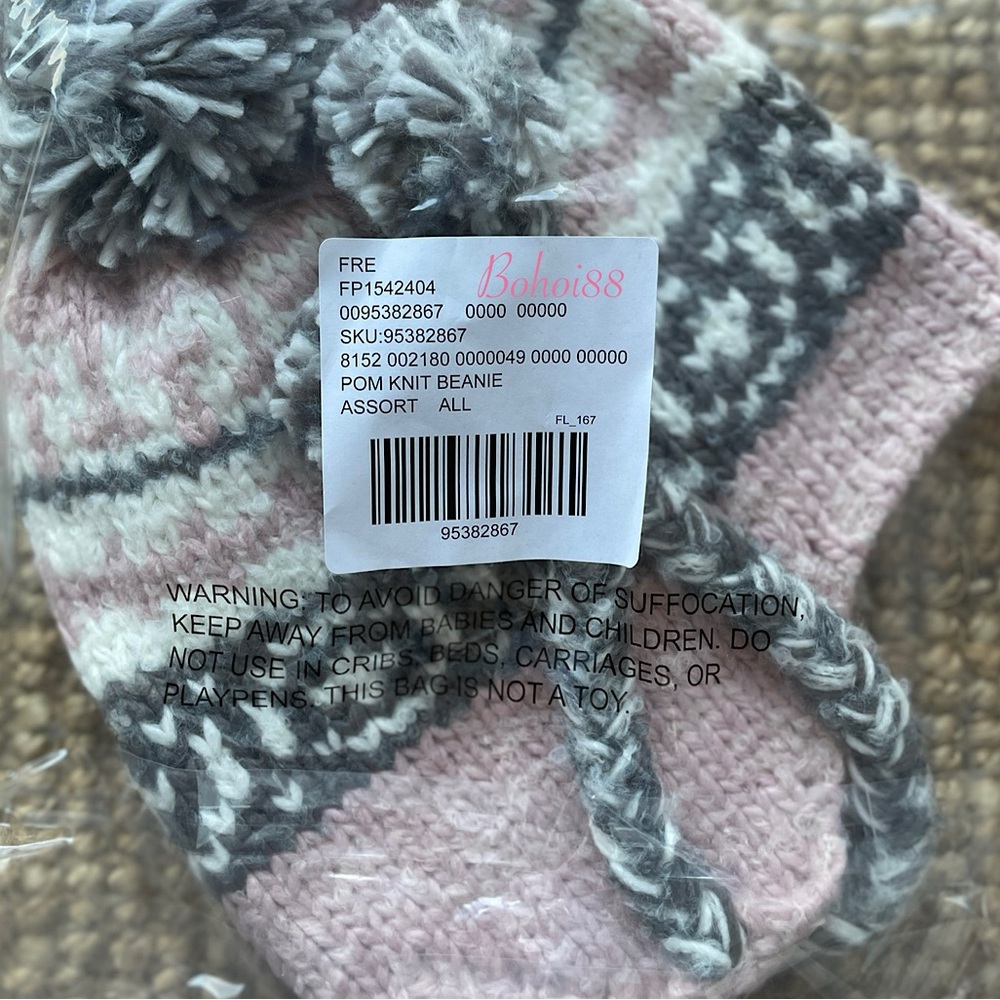 NEW Free People Pom Knit Beanie - Picture 8 of 13